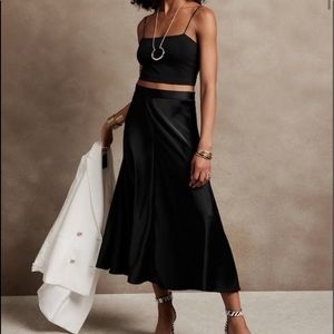 NWT Banana republic maxi skirt